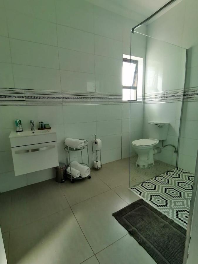Mi Vida Guesthouse Klerksdorp Eksteriør billede