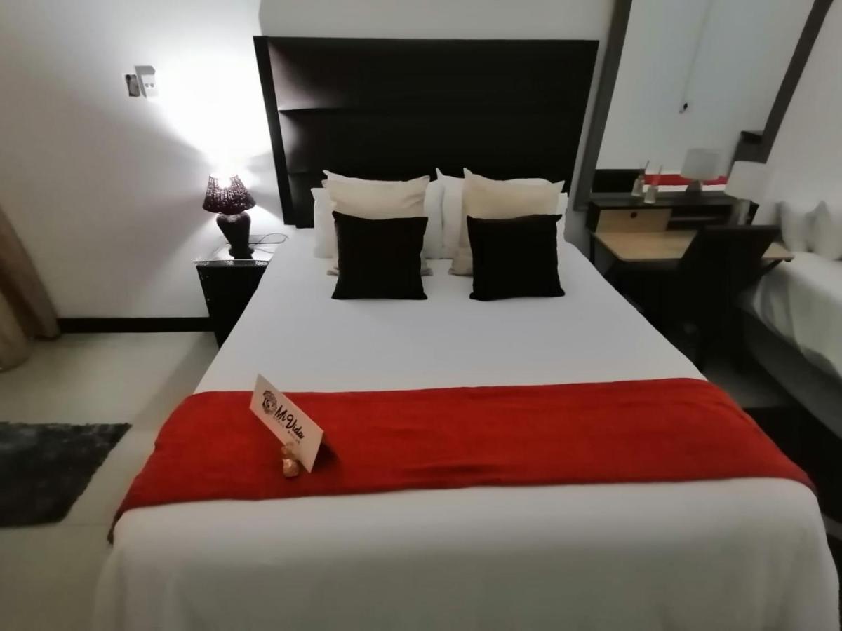 Mi Vida Guesthouse Klerksdorp Eksteriør billede